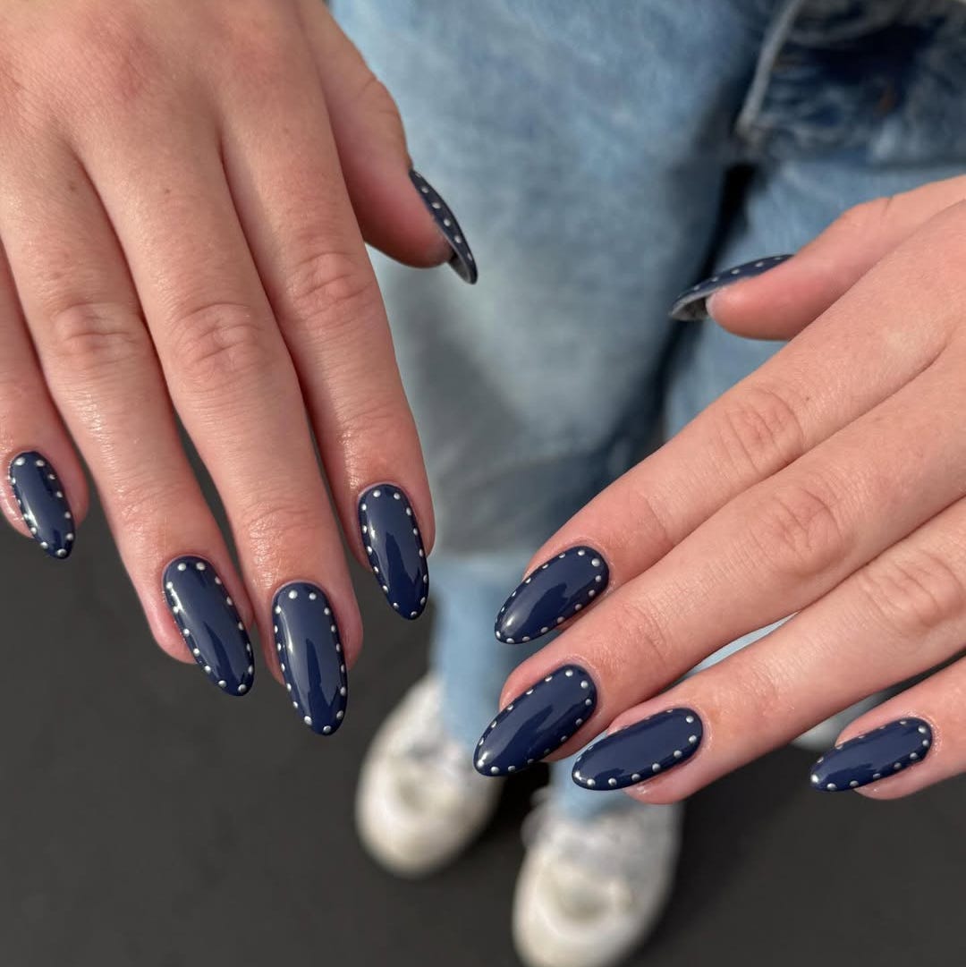 Smooth Blue to Lighter Blue Ombre — Blue Nails