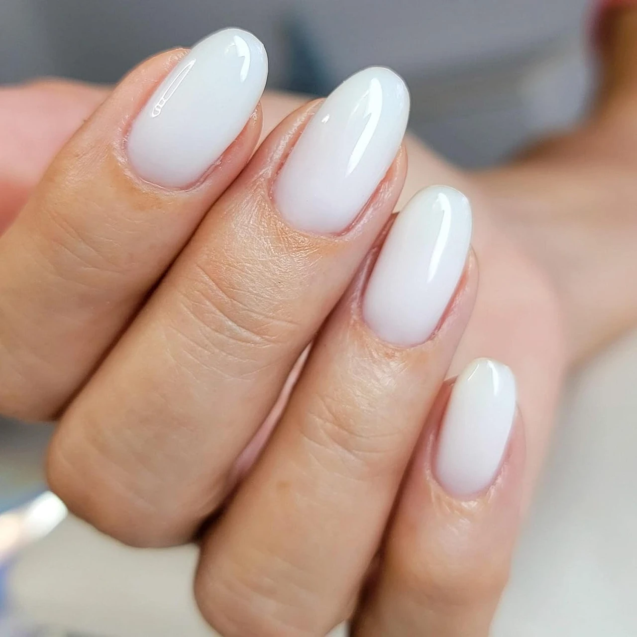 High Gloss Short Oval Opaque Milky White — Milky Nails