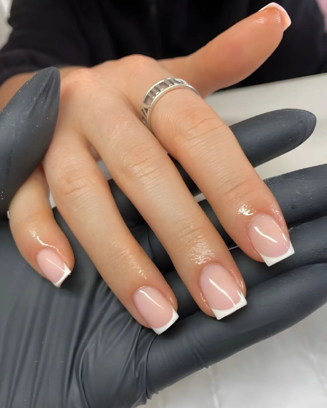 29 Clean Girl Manicure With Simple Glossy Nails