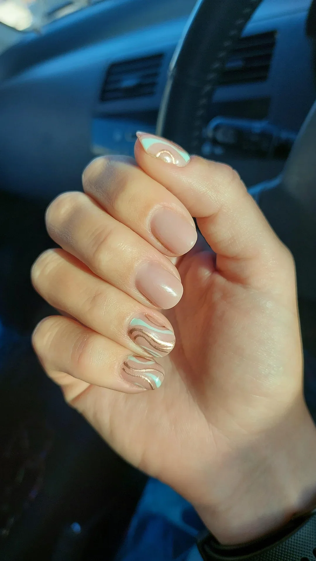 23 Minimalist Nude Nails For Timeless Chic Looks