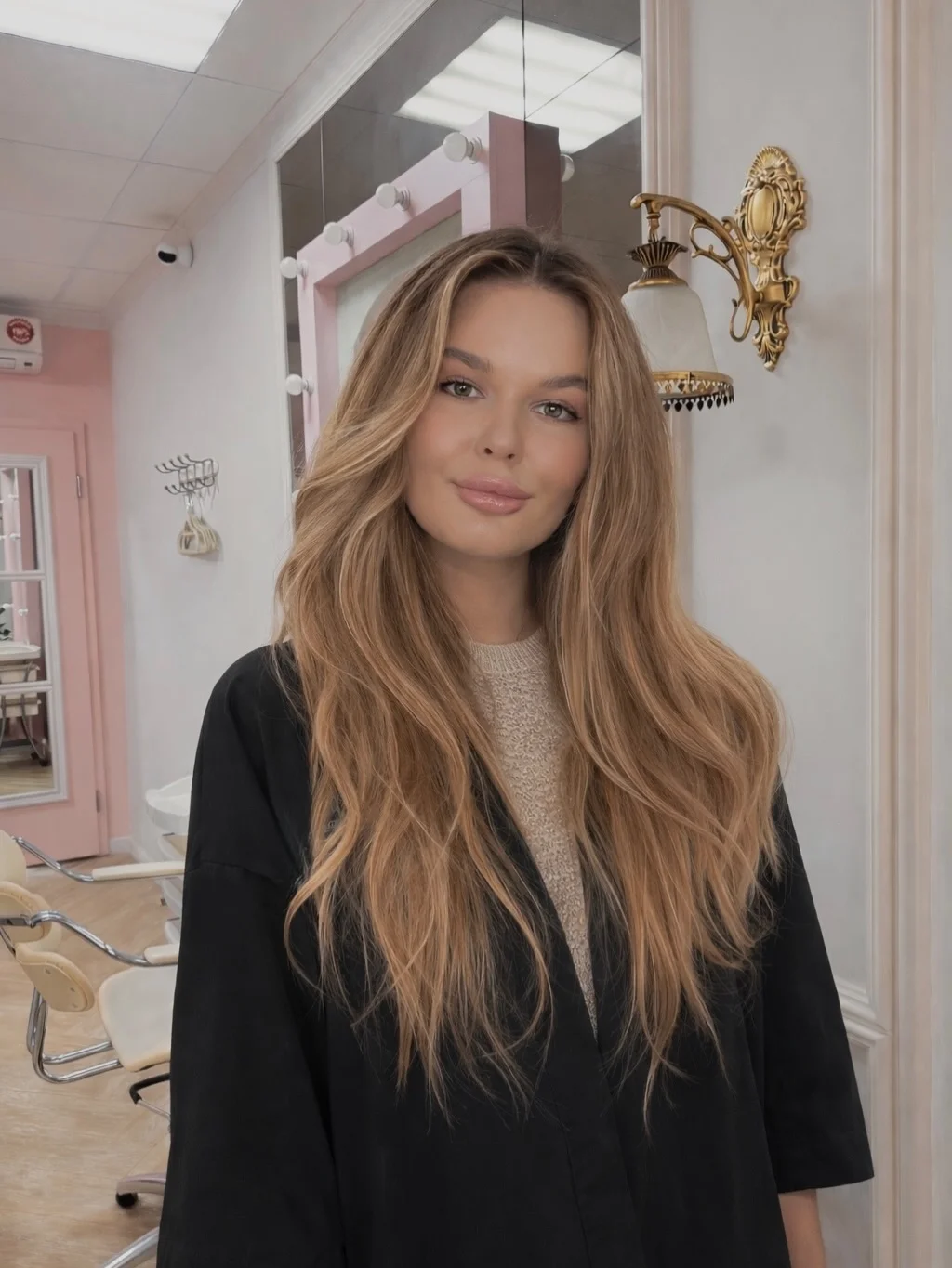 22 Gorgeous Long Hairstyles With Face-Framing Layers
