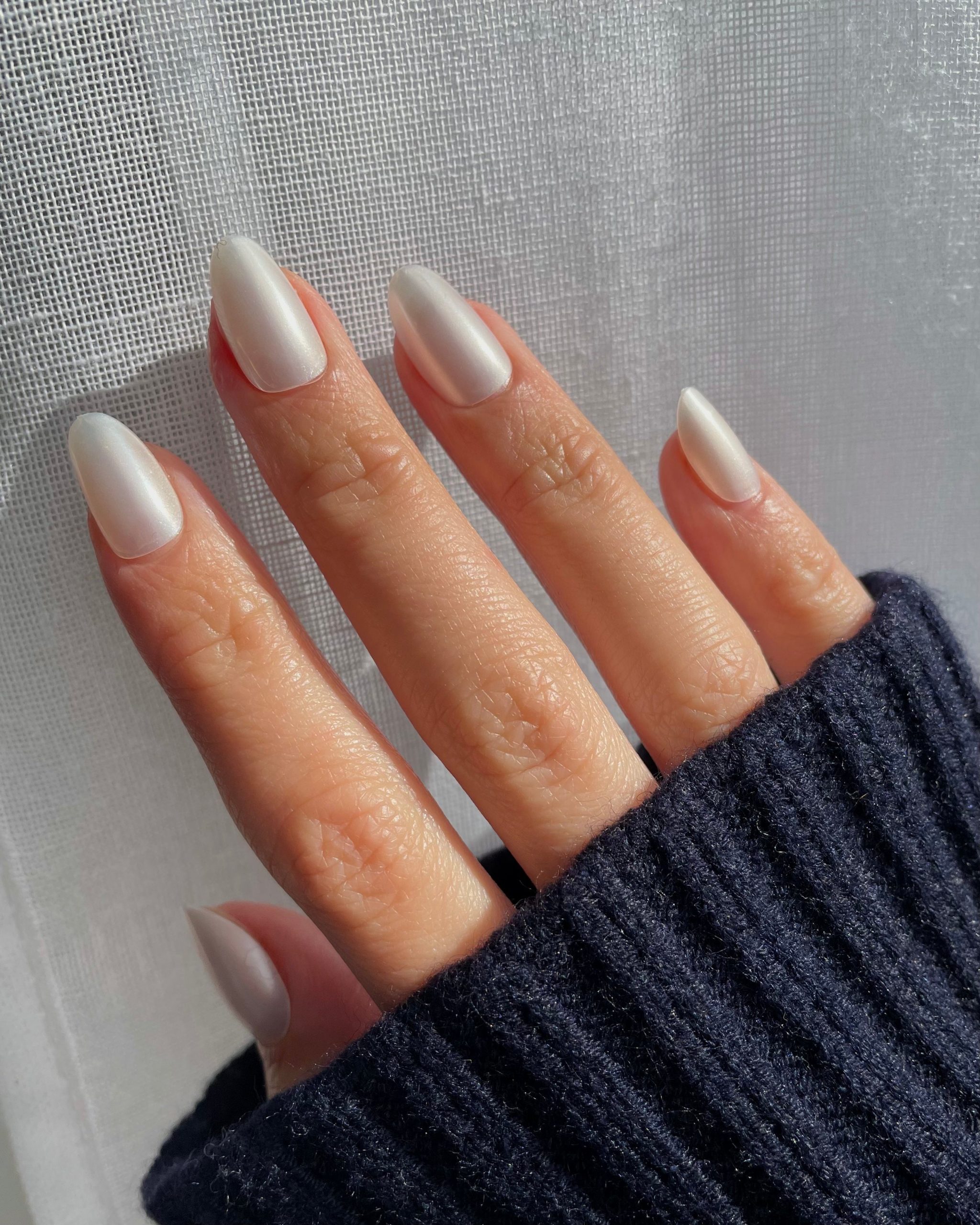 Off-White Pearlescent Almond Nails — Pearl Nails