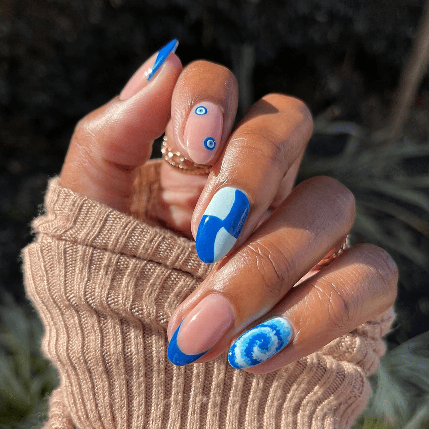 Blue and White Abstract Evil Eye — Mismatched Nails