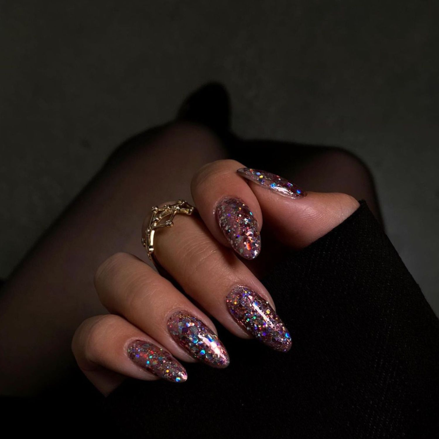 Party Festive Visual Idea — Glitter Nails