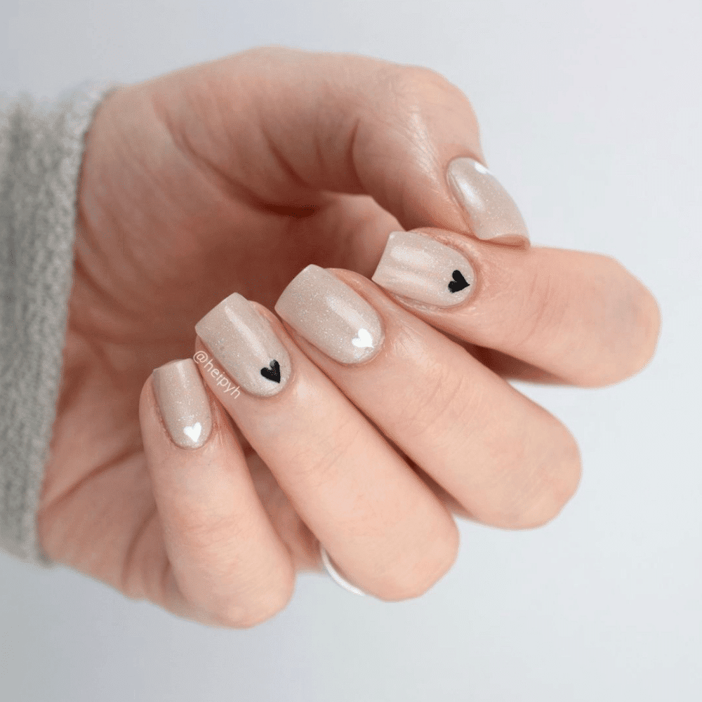 Short Square Beige with Shimmer Hearts — Minimalist Nails