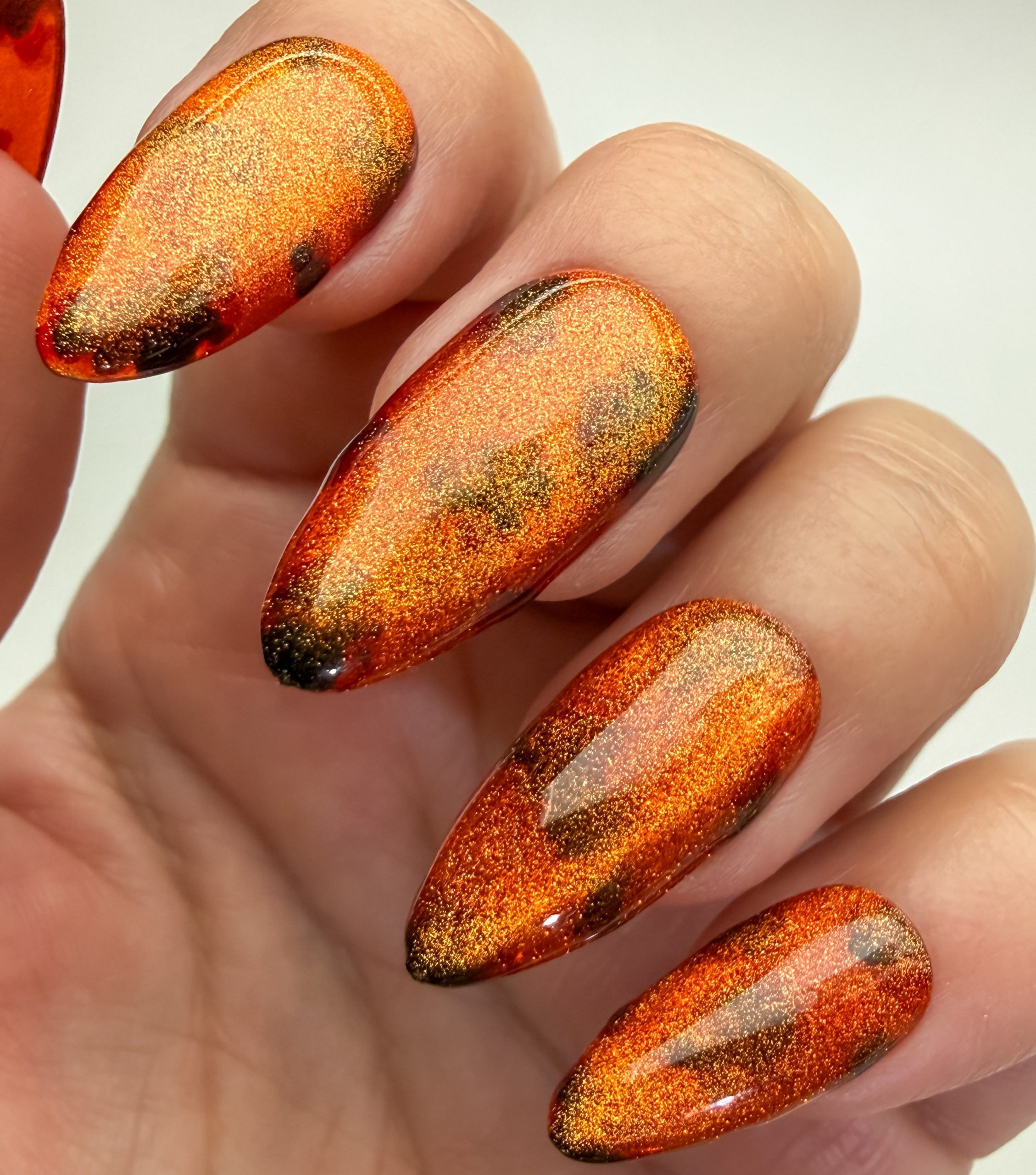 Shimmering Orange Yellow Tortoise Shell Shimmering Orange Yellow Tortoise Shell — Tortoise Shell Nails