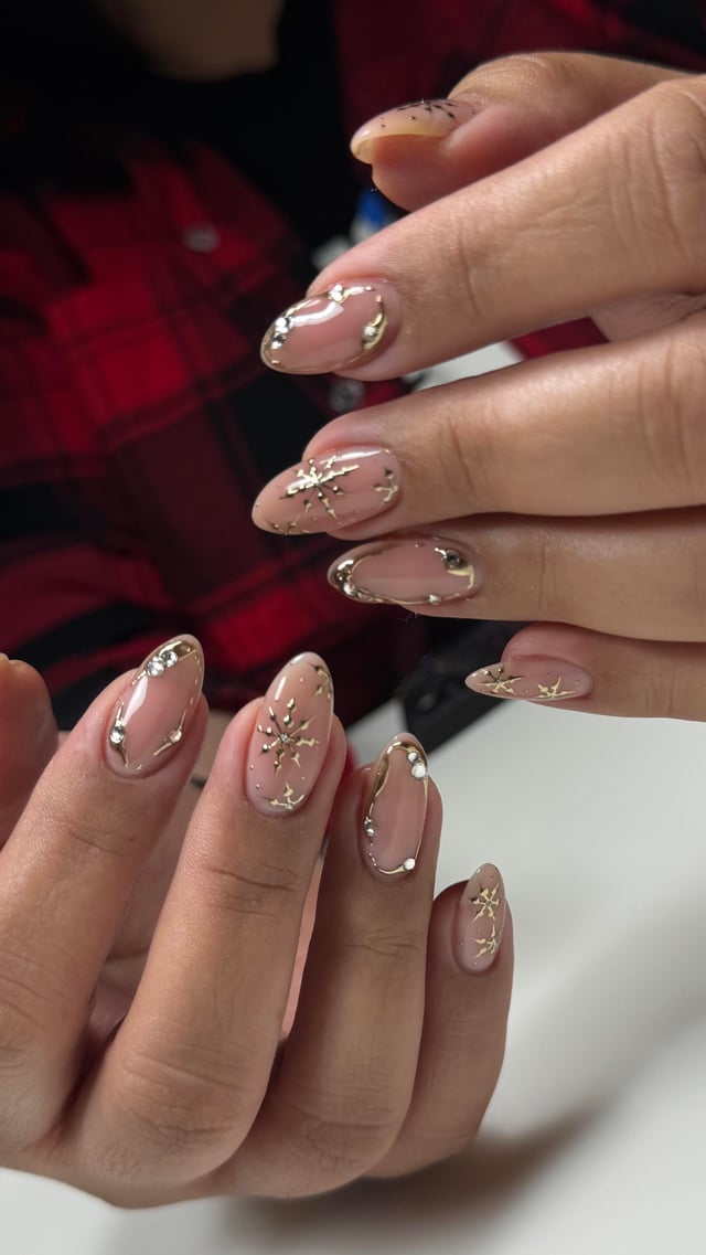 Gold Foil & Star Charms on Nude Oval Nails Gold Foil & Star Charms on Nude Oval Nails — Cute Nails