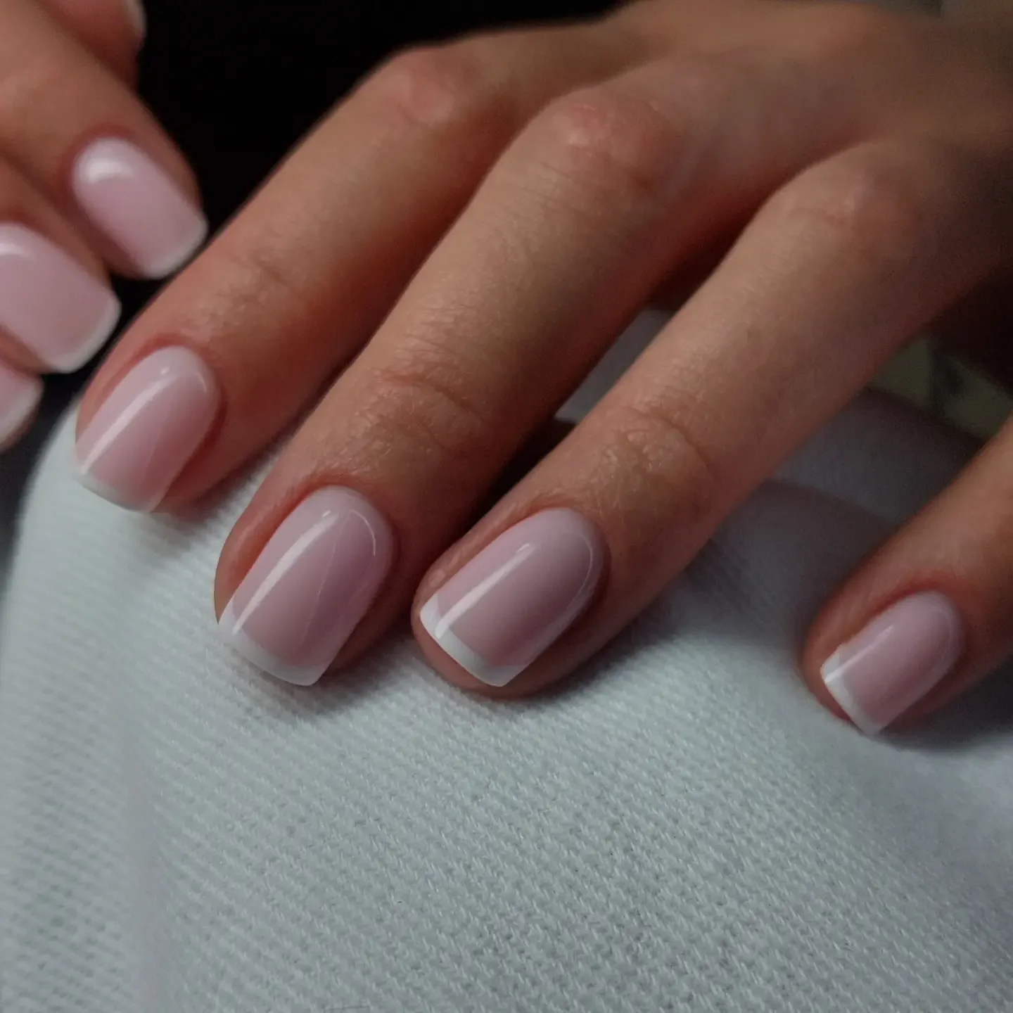 23 Elegant Old Money Nails Ideas for a Timeless Manicure
