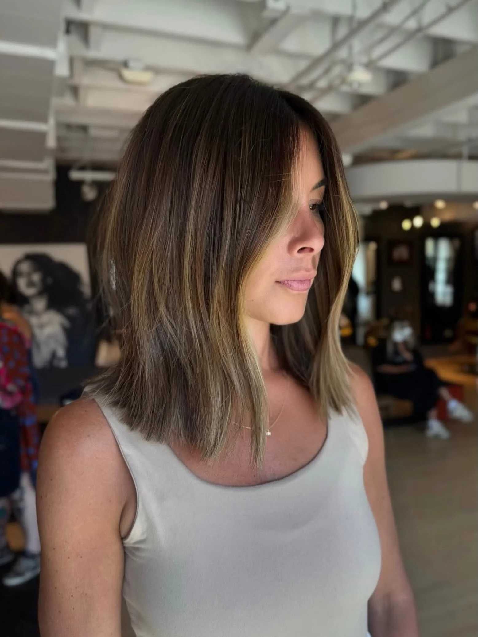 30 Collarbone Lob Haircuts for an Effortlessly Chic Look
