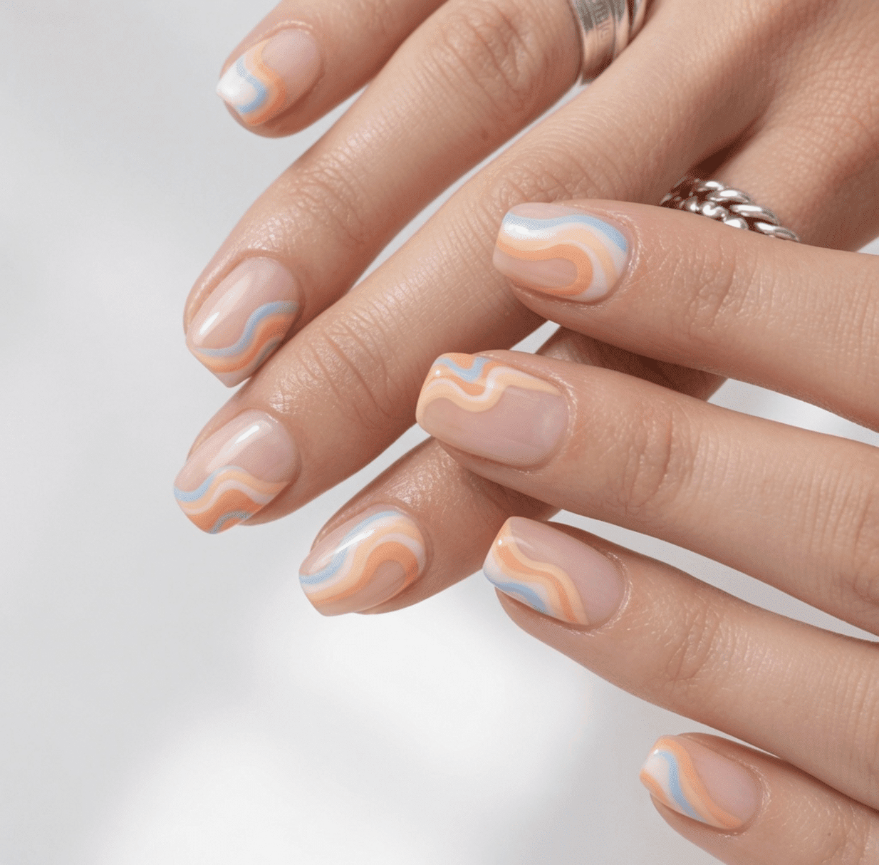 Delicate Pastel Wavy Lines Short Square Nails Delicate Pastel Wavy Lines Short Square Nails — Abstract Nails