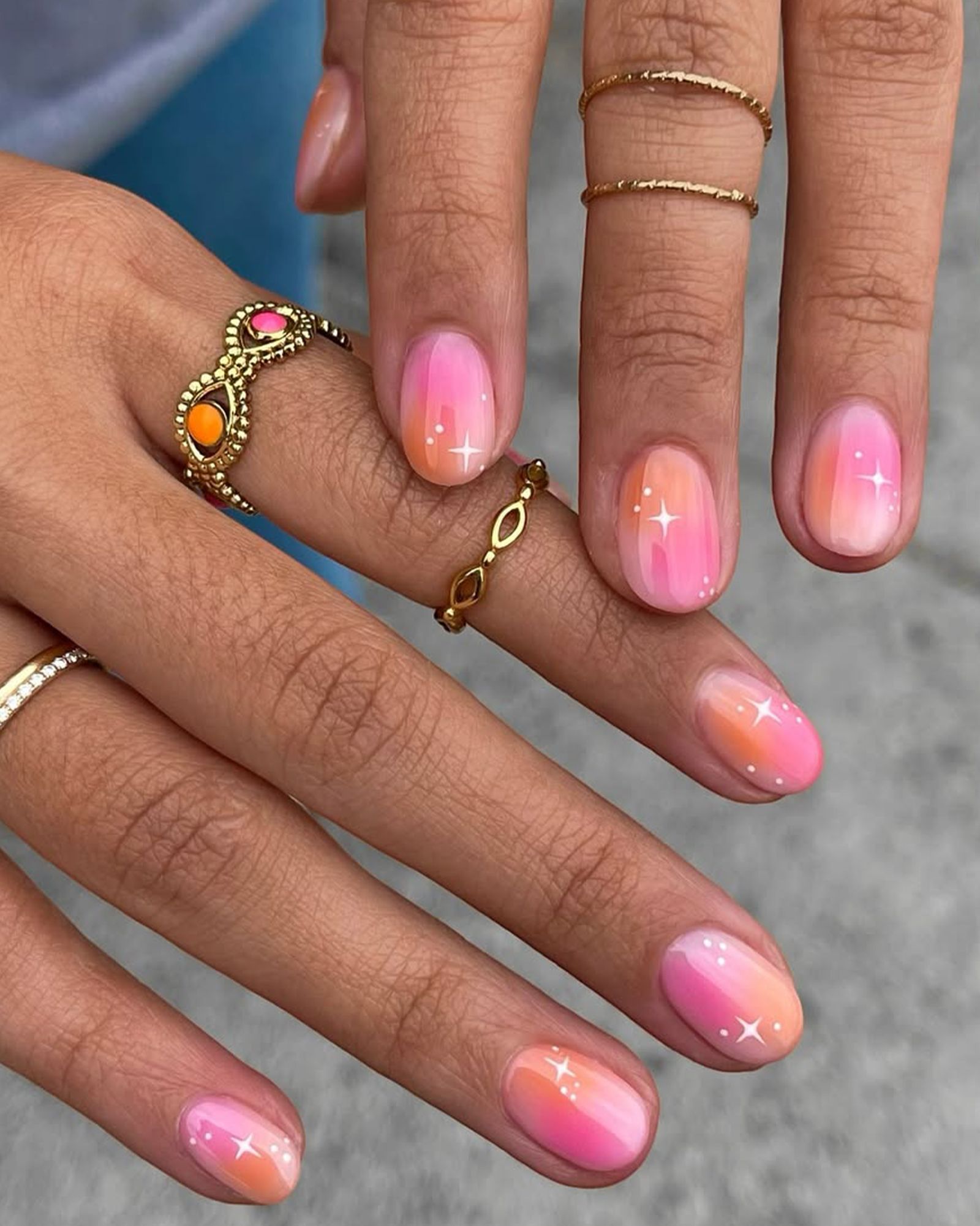 Playful Dot and Starburst Gradient — Classy Short Nails