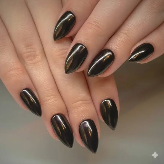 Visual Idea Visual Idea — Chrome Nails