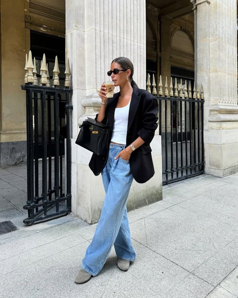 Oversized Black Blazer with Light Blue Wide-Leg Jeans — Brunch Outfits