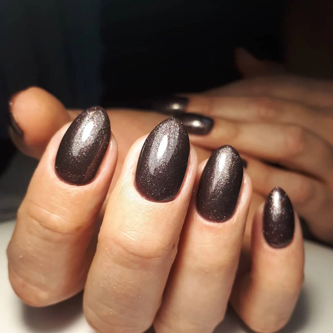 25 Chic Nail Color Ideas For Women for Effortless Everyday Style