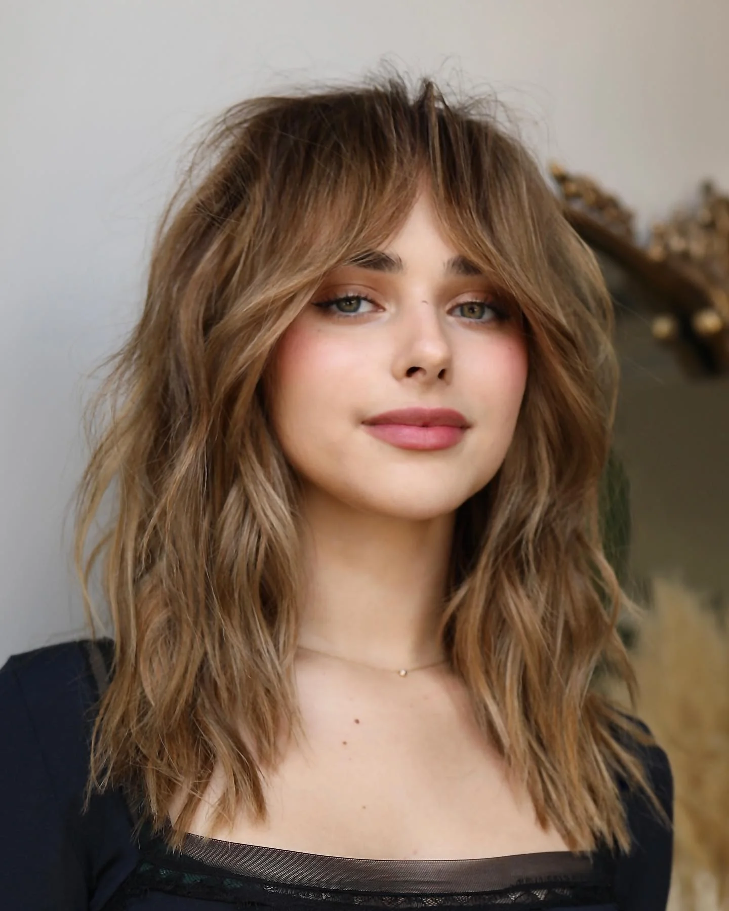 30 French Wispy Bangs Ideas to Try for a Soft and Chic Modern Look