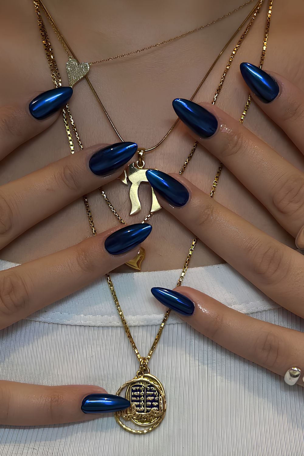 Dark Chrome Nails Are the Bold, Shiny Trend Everyone's Wearing