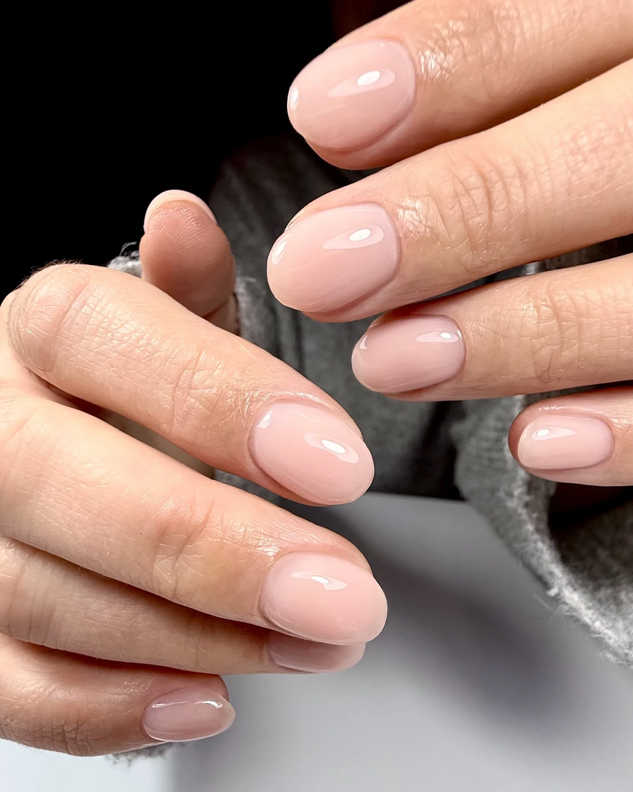 Short Oval Nude Pink Glossy Short Oval Nude Pink Glossy — Nurse Nails
