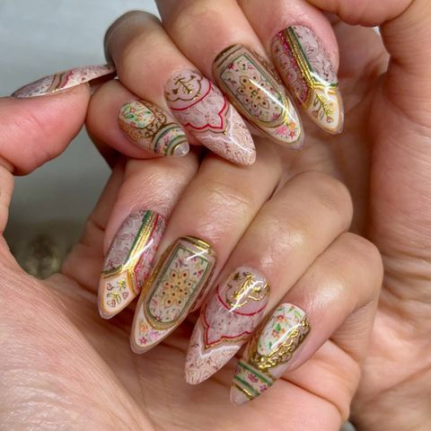 Glossy Visual Idea — Gel Nails