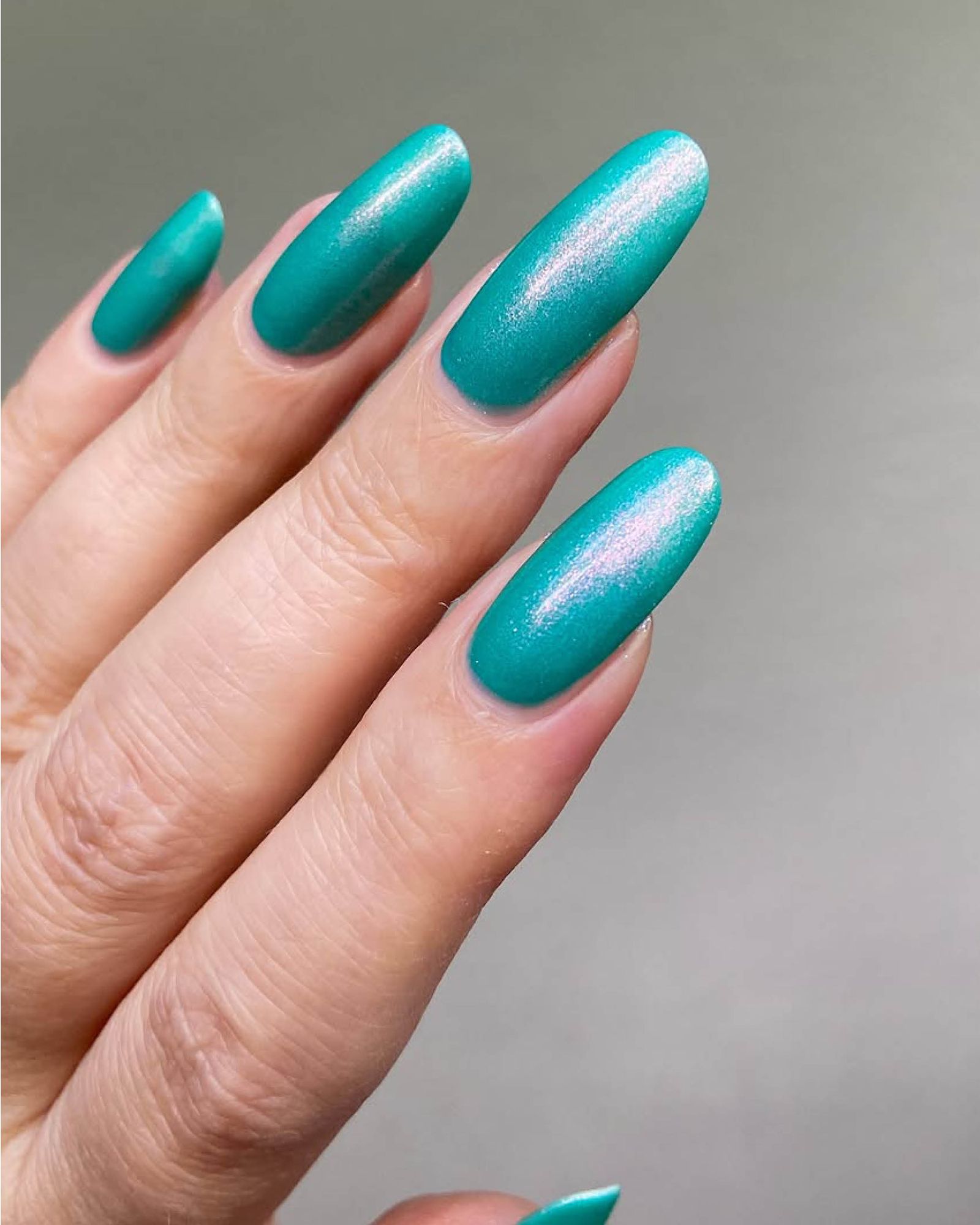 Shimmering Teal Oval Nails — Neon Nails