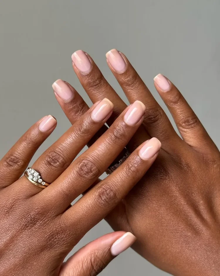29 Clean Girl Manicure With Simple Glossy Nails