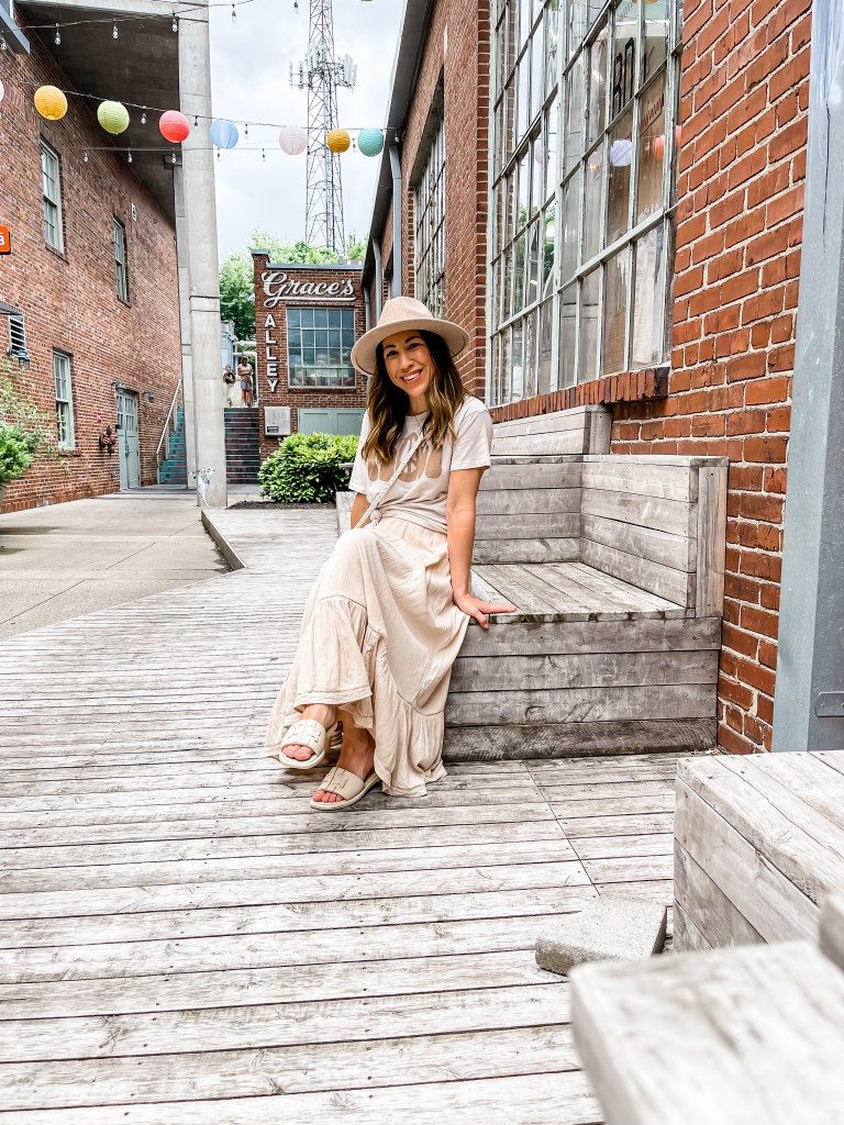 Casual Outdoor Event Outfit Idea Casual Outdoor Event Outfit Idea — Nashville Outfits