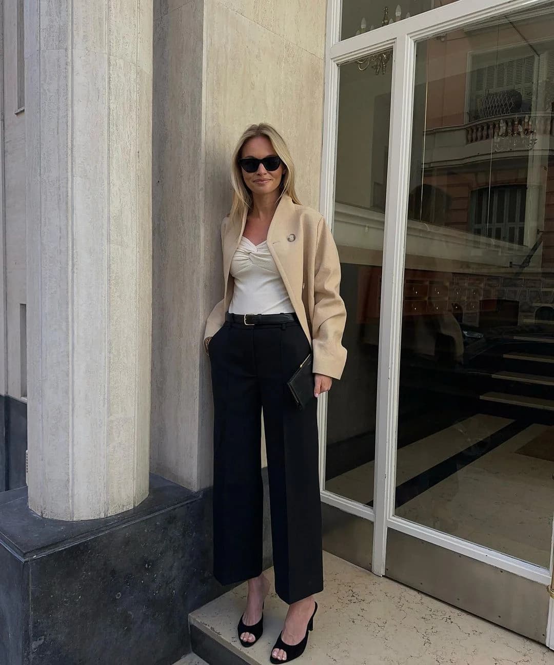 Smart Casual Daywear: Beige Jacket with Black Trousers Smart Casual Daywear: Beige Jacket with Black Trousers — Classy Outfits