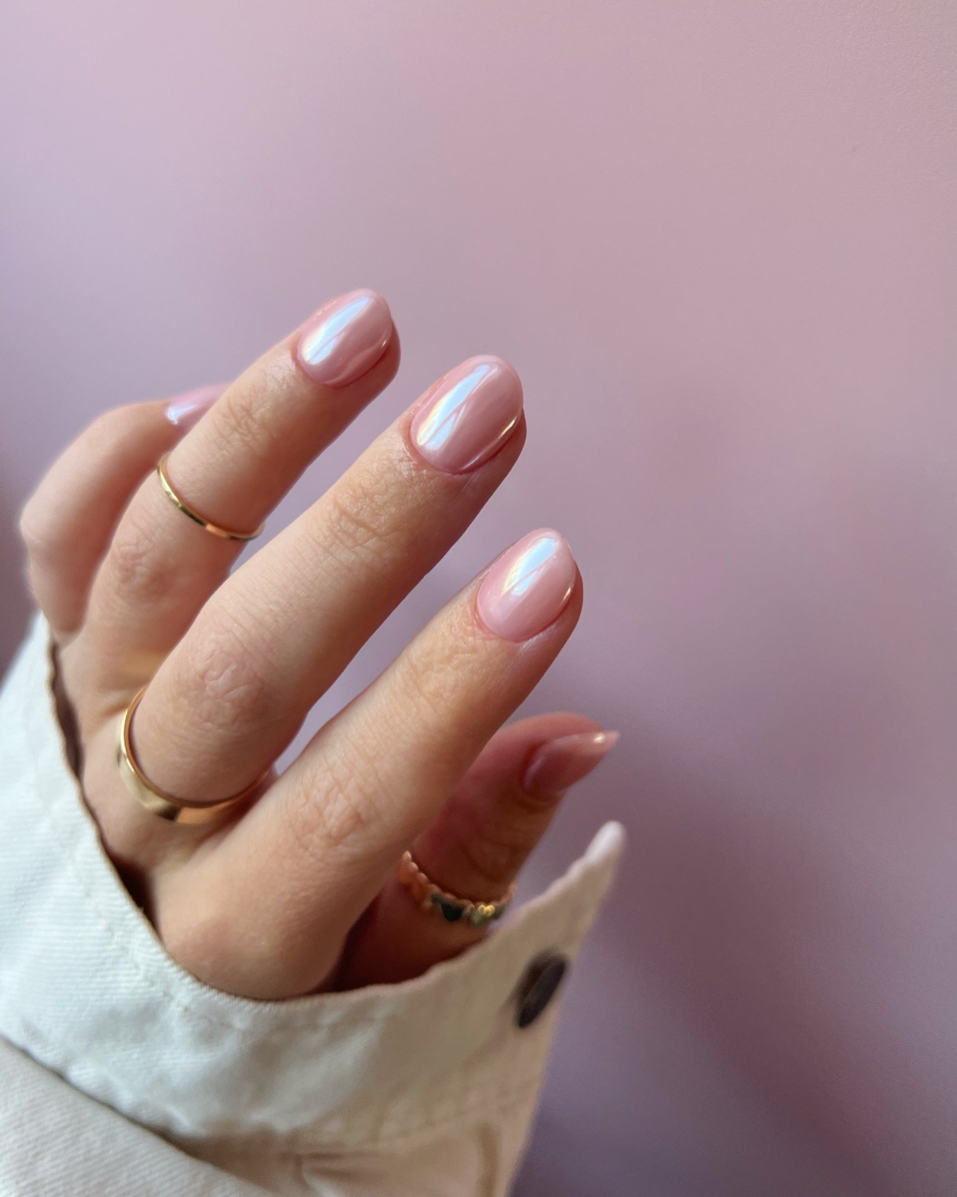 Short Oval Light Pink Shimmer Short Oval Light Pink Shimmer — Glazed Donut Nails