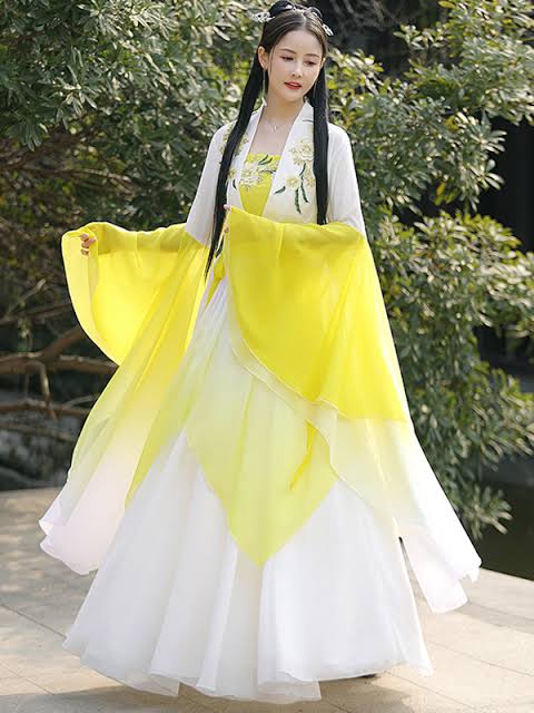 Traditional Hanfu-Style Robe for Ethnic Dance Traditional Hanfu-Style Robe for Ethnic Dance — Dance Outfits
