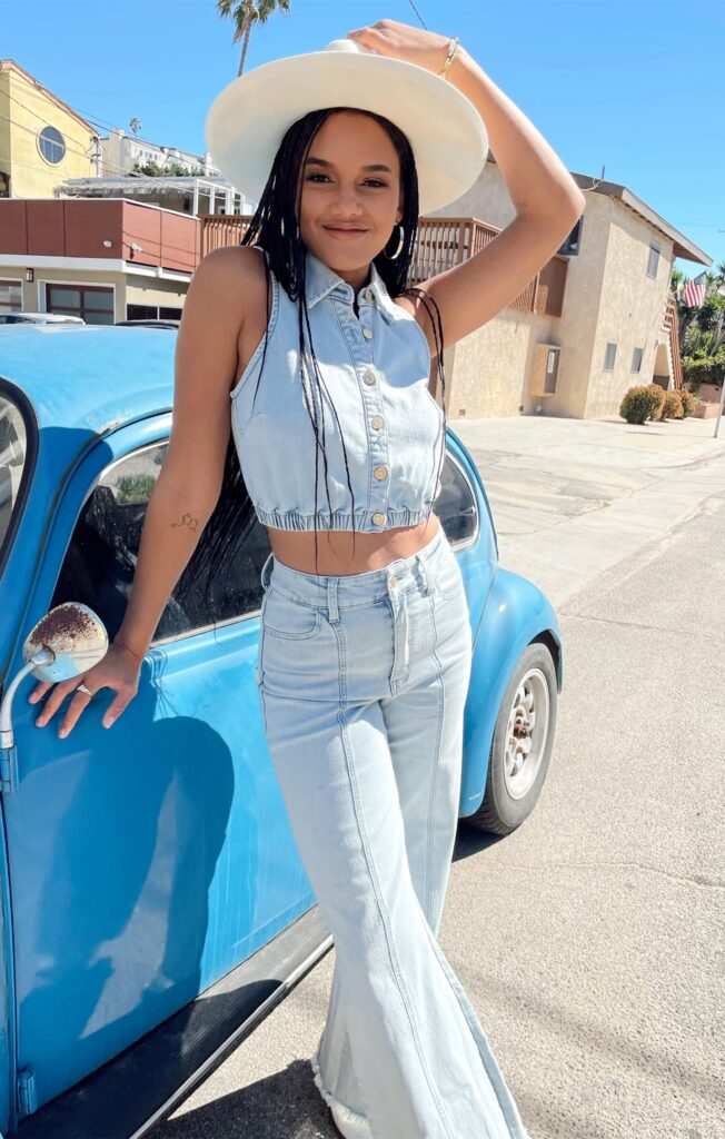 Classic Denim Crop Top and Flare Jeans with White Hat Classic Denim Crop Top and Flare Jeans with White Hat — Nashville Outfits
