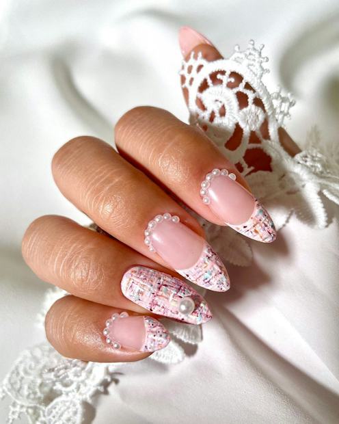 Pink Tweed with Pearl Accents Pink Tweed with Pearl Accents — Preppy Nails