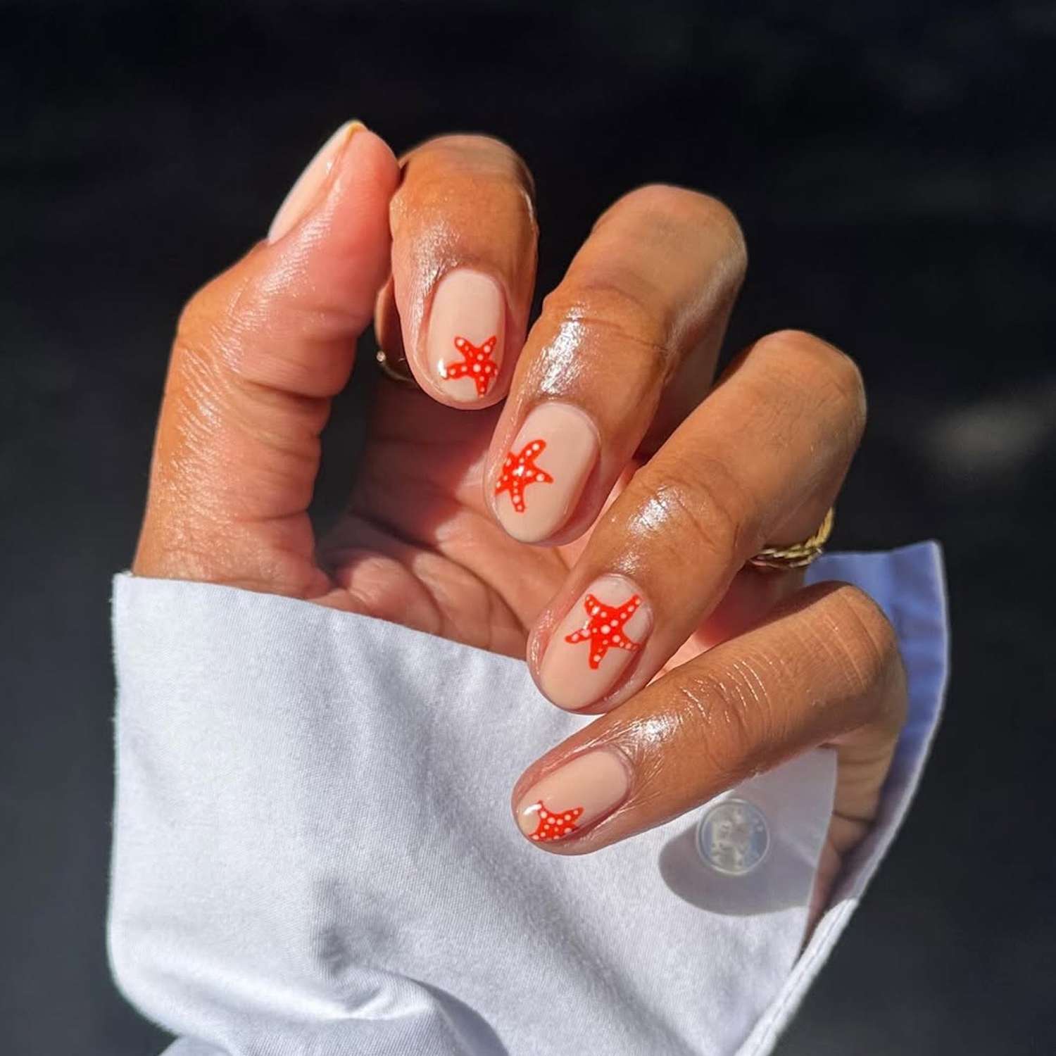 Short Oval Starfish Accent Nails — Vacation Nails
