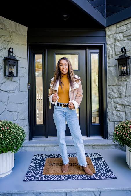 Mustard Turtleneck with Shearling Jacket — Mom Outfits