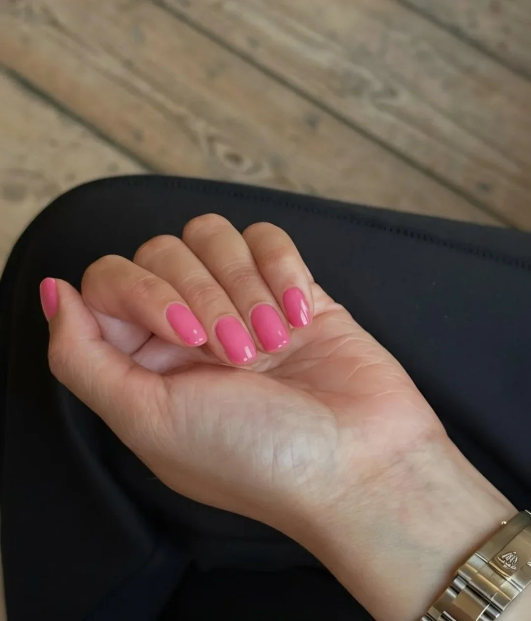 23 Short Glossy Nails For Natural Beauty Trends