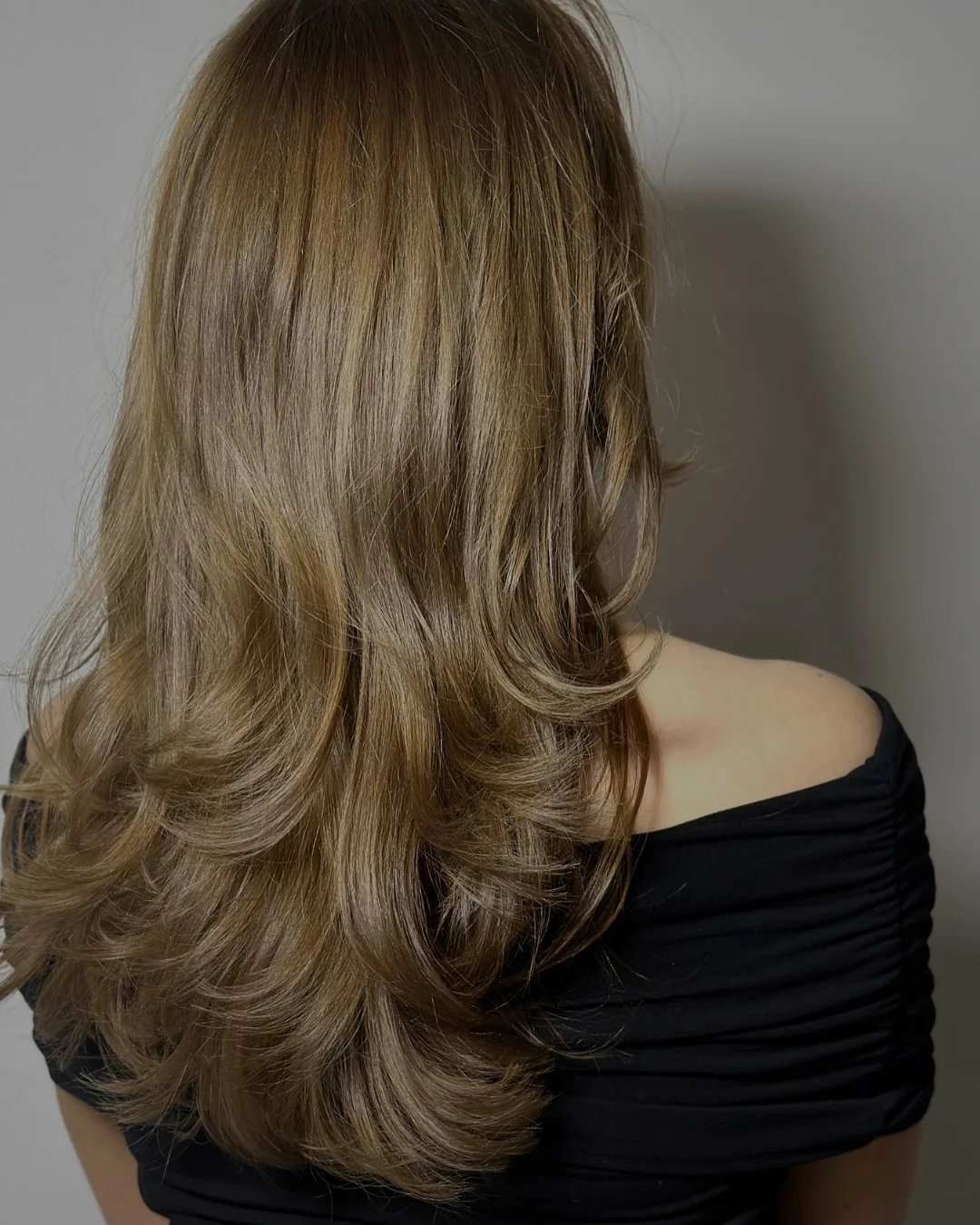 23 Best Layered Haircuts for Long Hair to Try