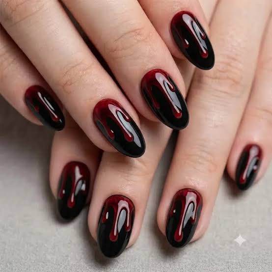 Red to Brown Gradient with Silver Heart Details Red to Brown Gradient with Silver Heart Details — Red and Black Nails