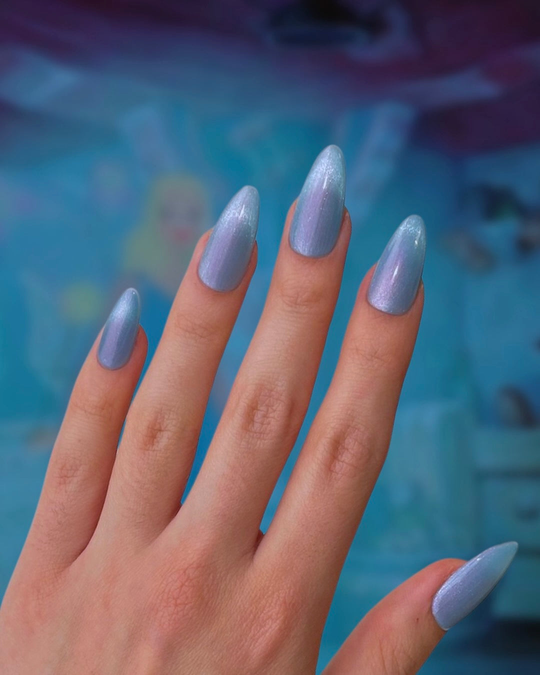 Magnetic Cat-Eye Ice Blue Nails Magnetic Cat-Eye Ice Blue Nails — Light Blue Nails