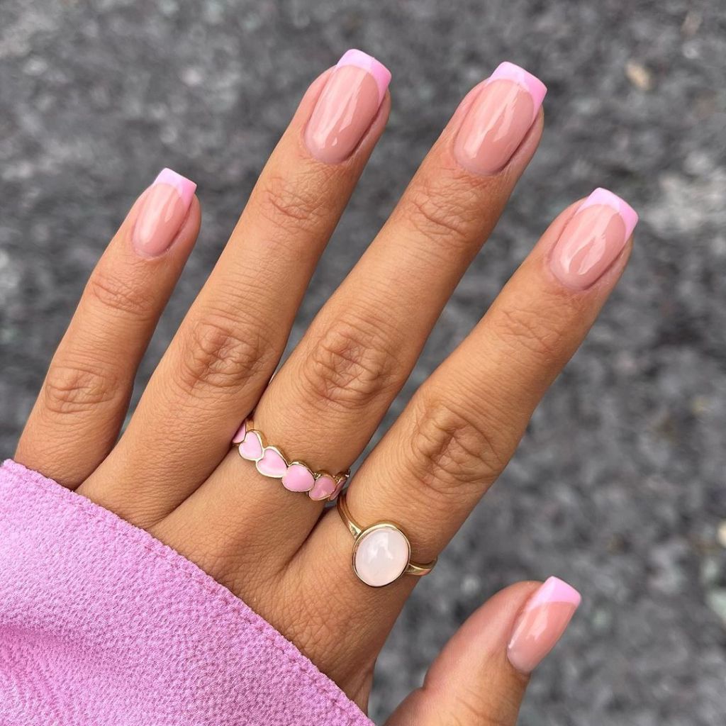 Soft Pink French on Short Nails Soft Pink French on Short Nails — Pink French Tip Nails