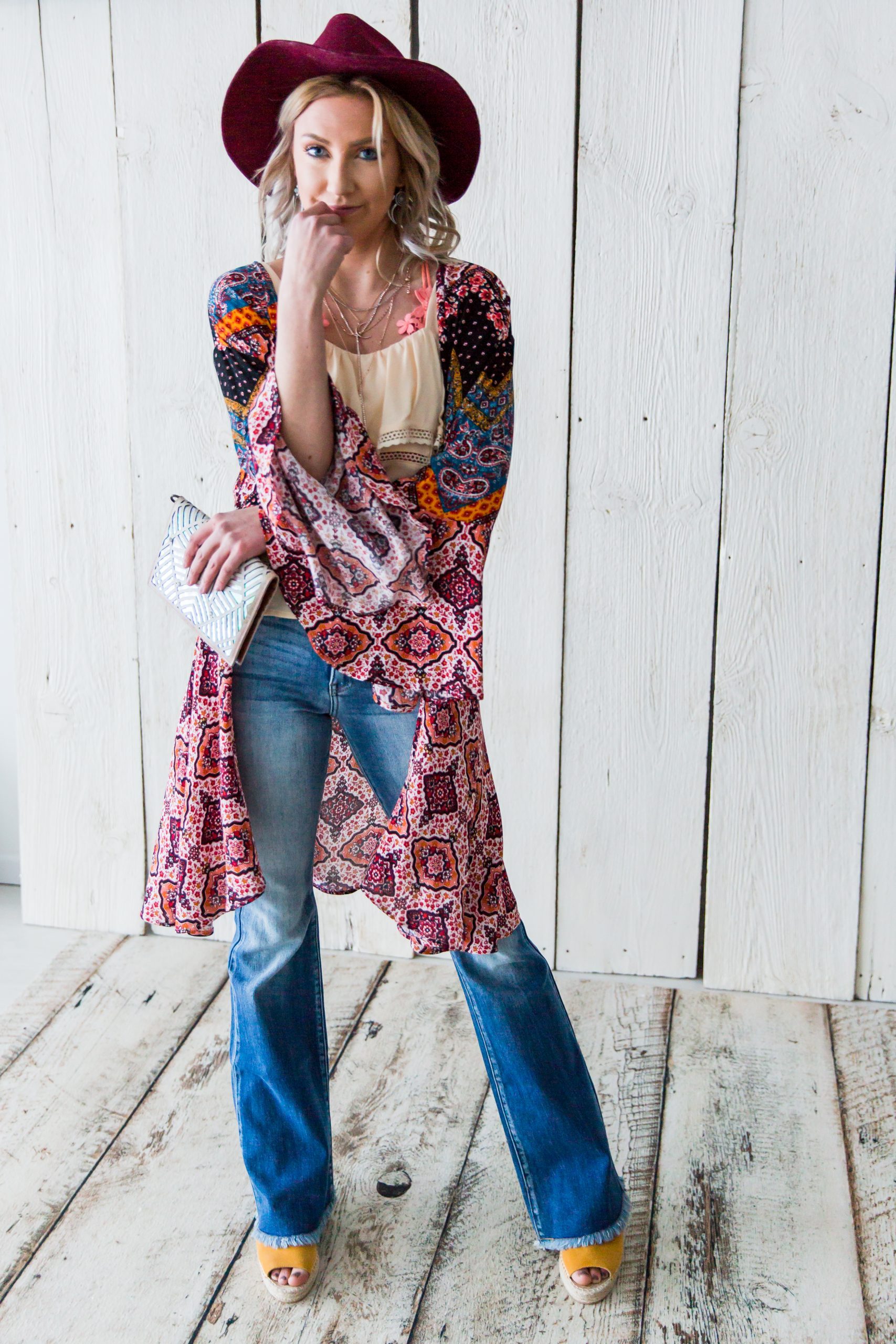 Duster Kimono and Flared Jeans: Quintessential Boho Casual — Boho Outfits