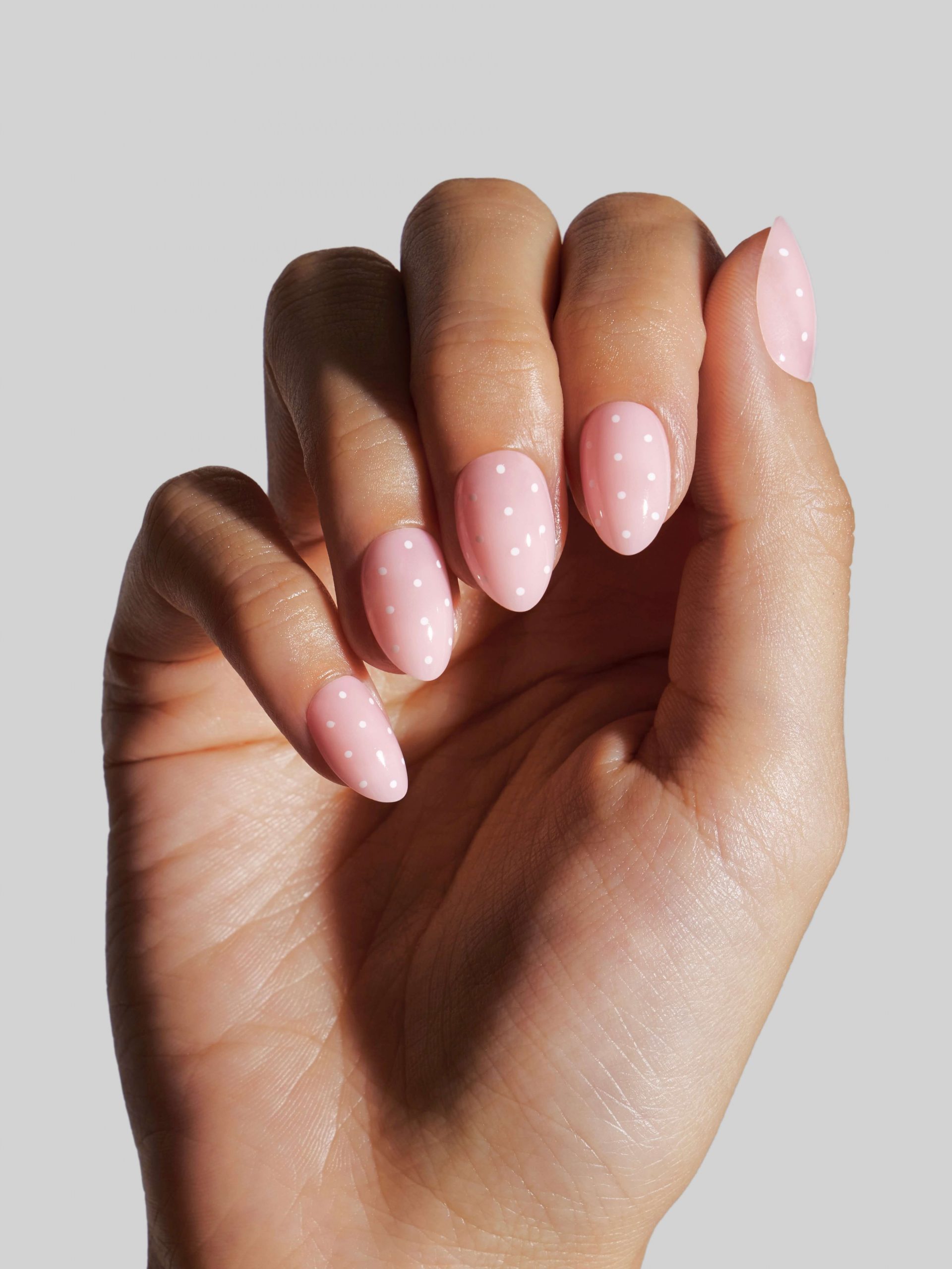 Polka Dot Short Oval Nails — Light Pink Nails