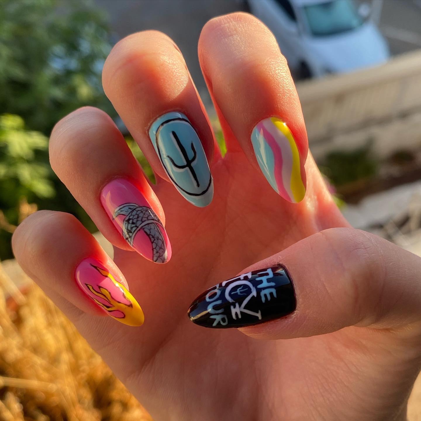 Concert Themed Stilettos with Band Logos Concert Themed Stilettos with Band Logos — Concert Nails