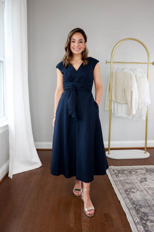Chic A-Line Wrap Dress for Versatile Wear Outfits for Pear Shape