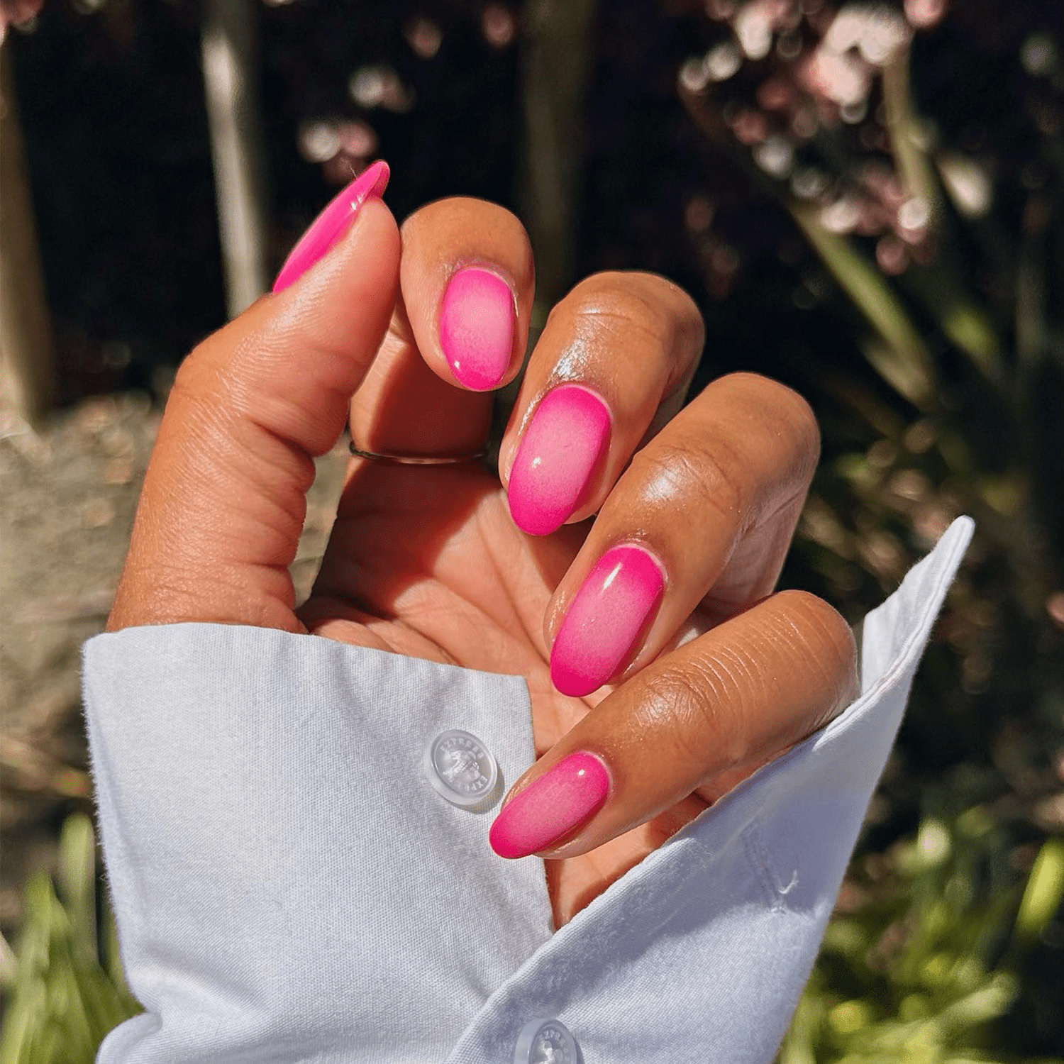 Hot Pink to Medium Pink Gradient — Pink Nails