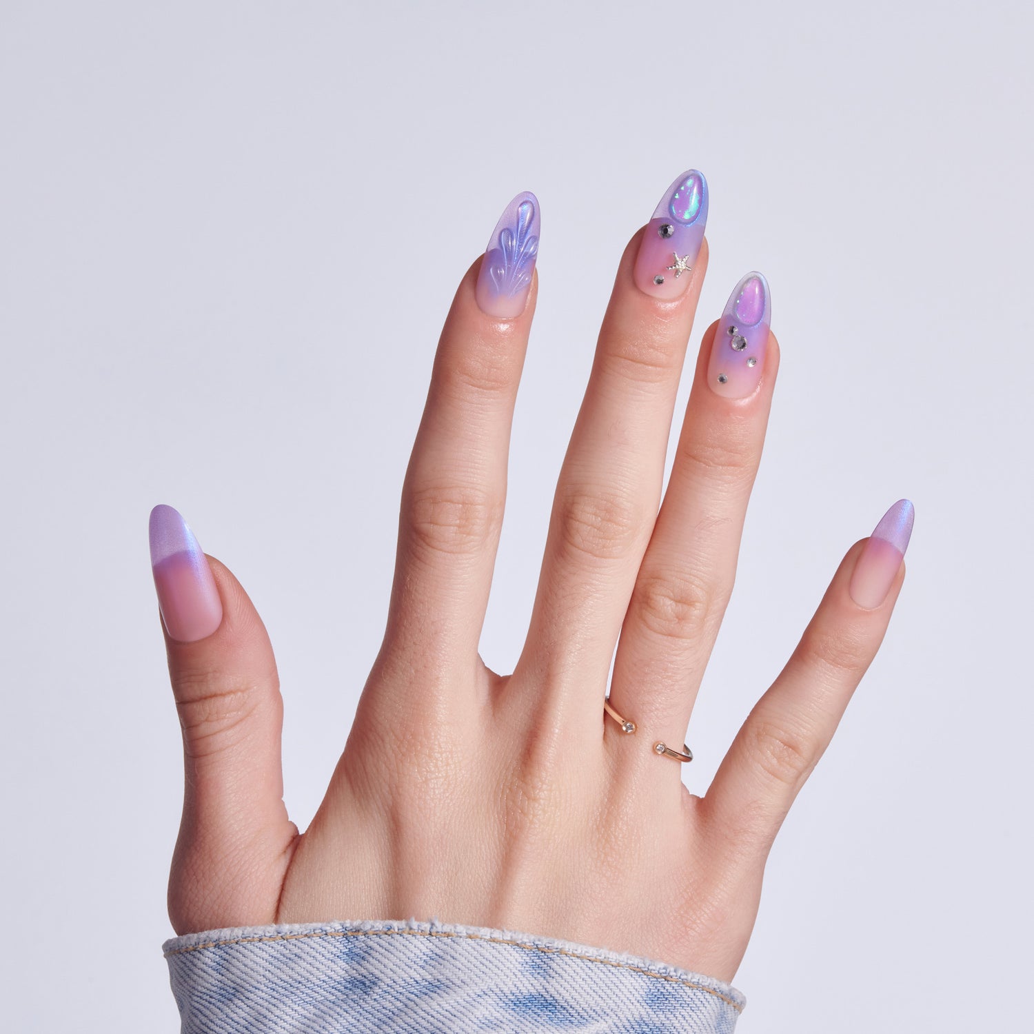 Pink to Purple Iridescent Gradient Oval Nails — Press On Nails