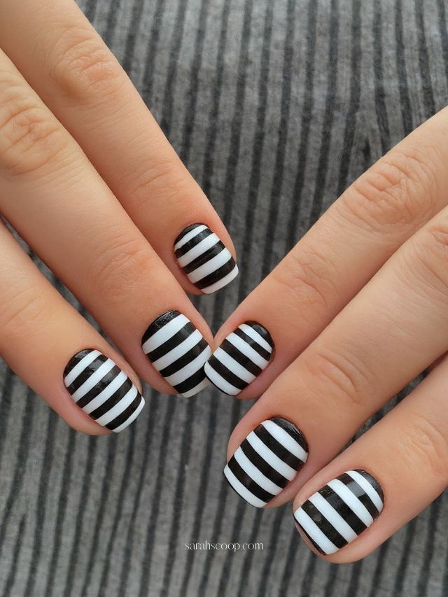 Bold Black and White Stripe Nails Bold Black and White Stripe Nails — Black and White Nails