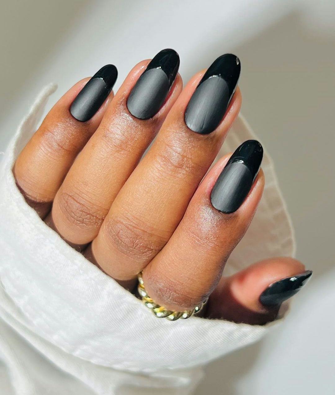 Matte Grey with Glossy Black French Tips Matte Grey with Glossy Black French Tips — Black French Tip Nails