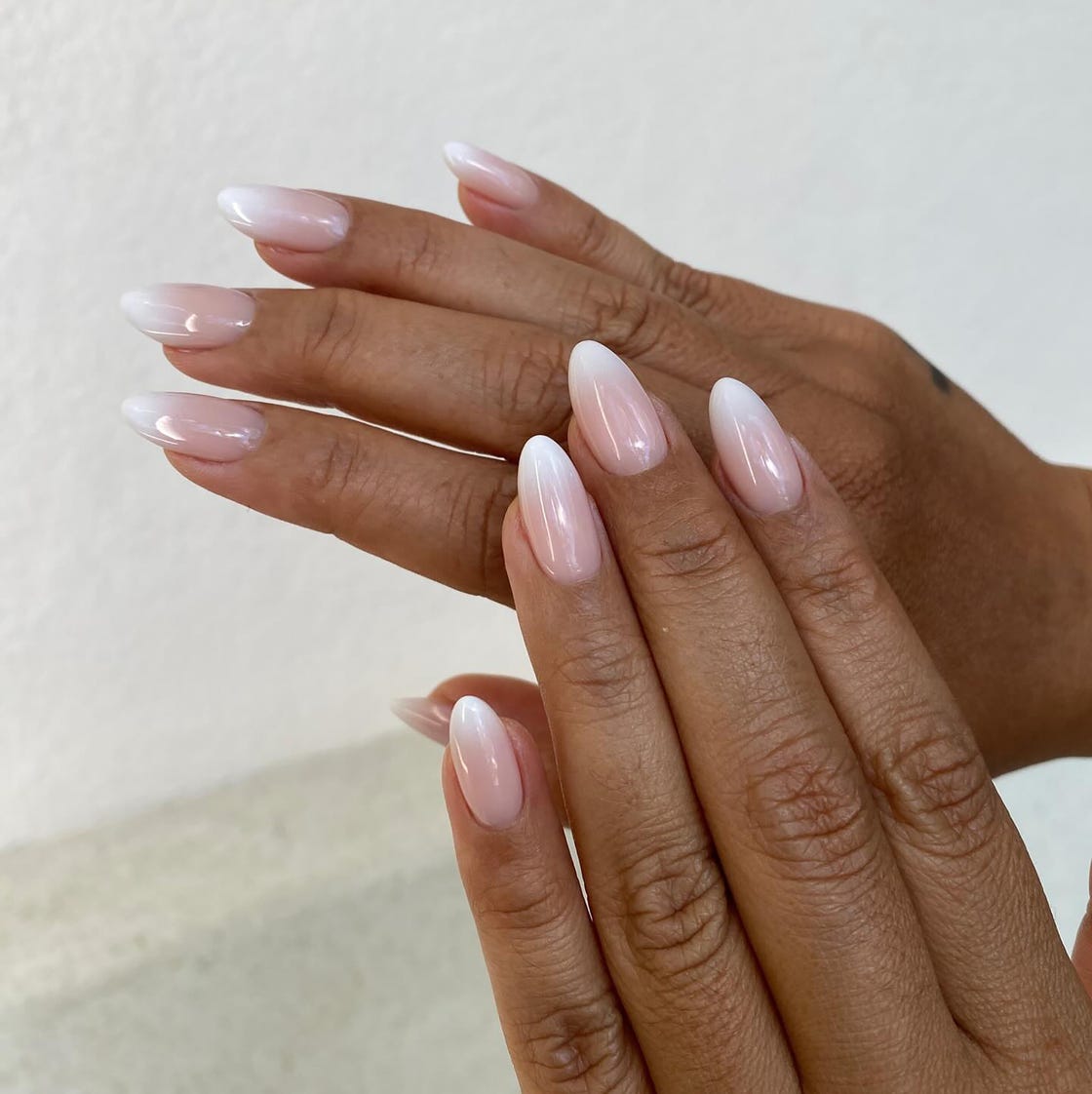 Medium Almond Natural Nude Ombre Blend Medium Almond Natural Nude Ombre Blend — French Ombre Nails