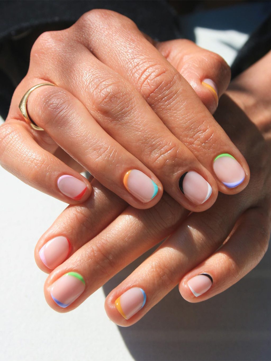Short Rounded Square with Colorful Tips Short Rounded Square with Colorful Tips — Negative Space Nails