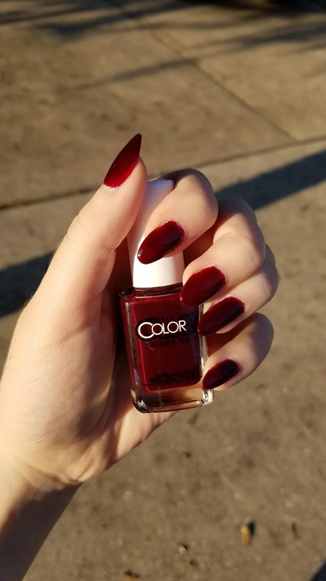 21 Popular Nail Colors For Modern Manicures That Instantly Elevate Your Look