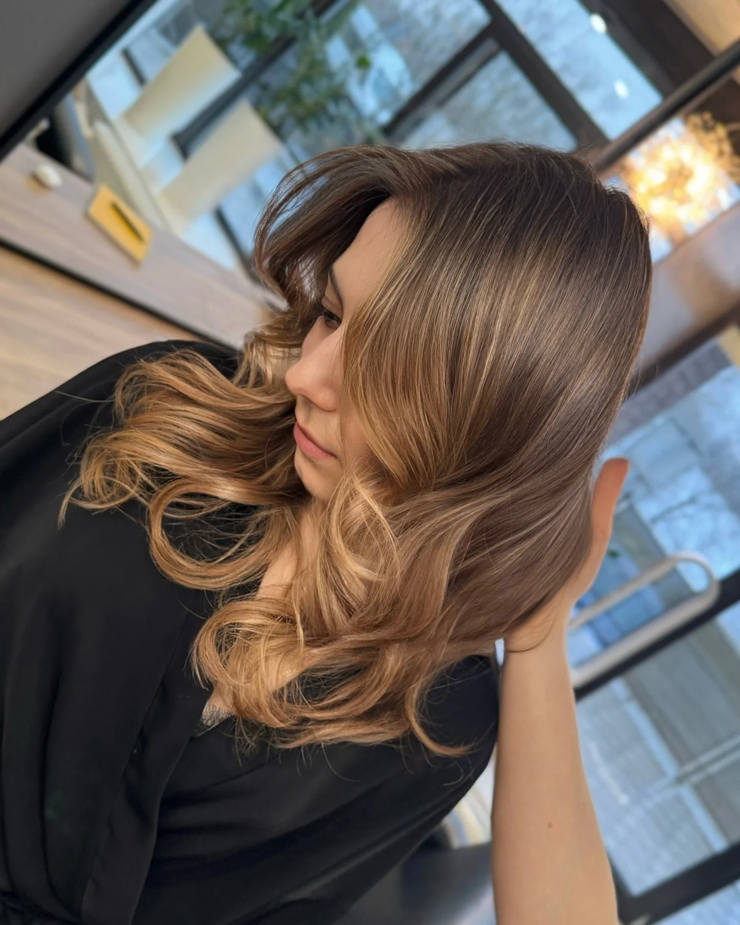 30 Halo Hair Color Ideas for a Trendy Look and a Fresh New Style