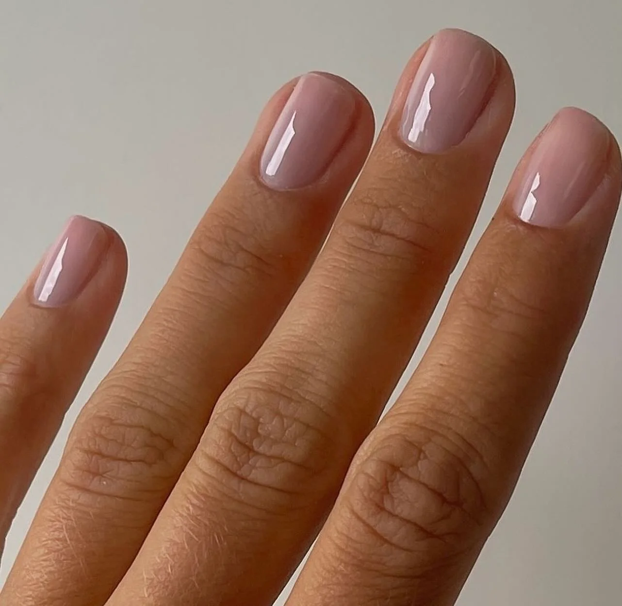 22 Soap Nails Trend For Clean Girl Style: Chic, Glossy and Effortless Manicure Ideas